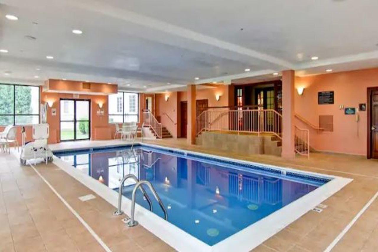 Homewood Suites By Hilton Stratford Eksteriør bilde