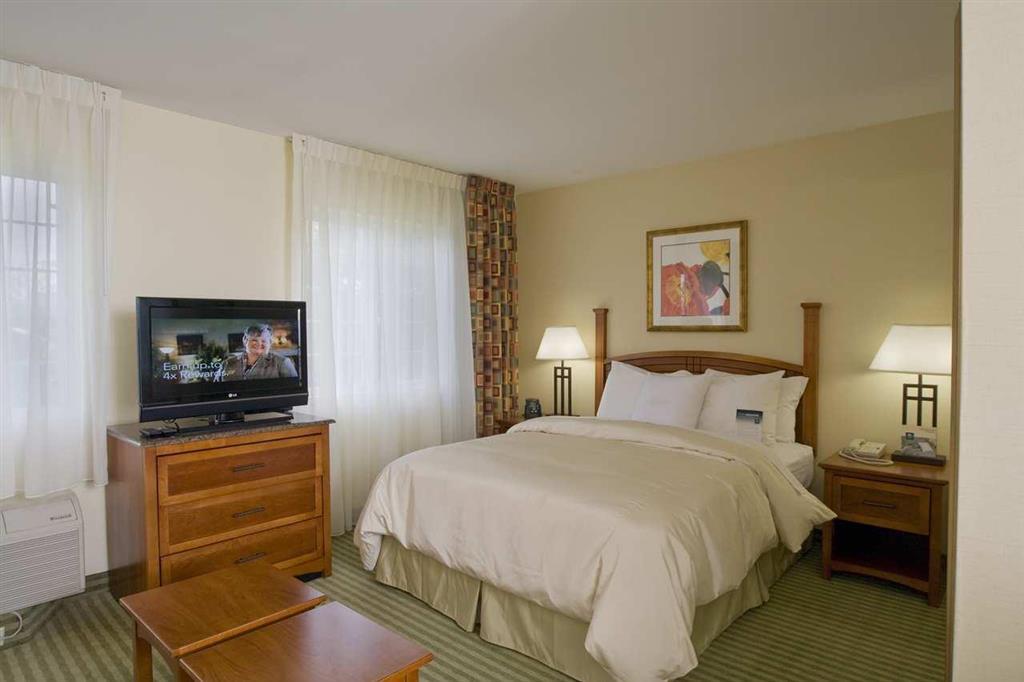 Homewood Suites By Hilton Stratford Rom bilde